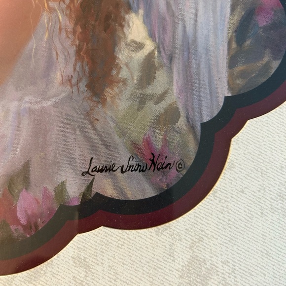 VINTAGE HOME INTERIORS & GIFTS ANGEL IN PURPLE PICTURE FRAMES LAURIE SNOW HEIN - Picture 3 of 8